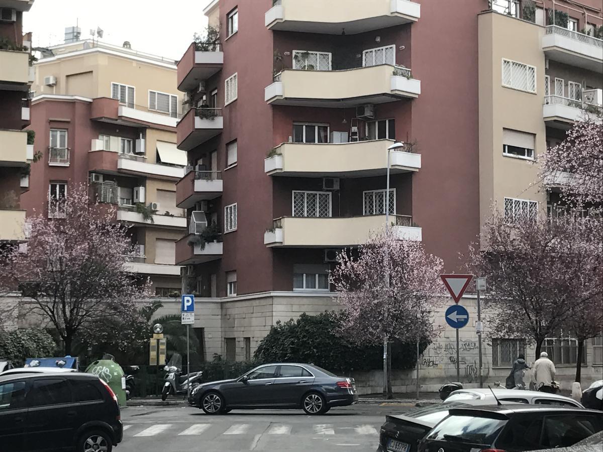 Vatican May'S House 로마 외부 사진
